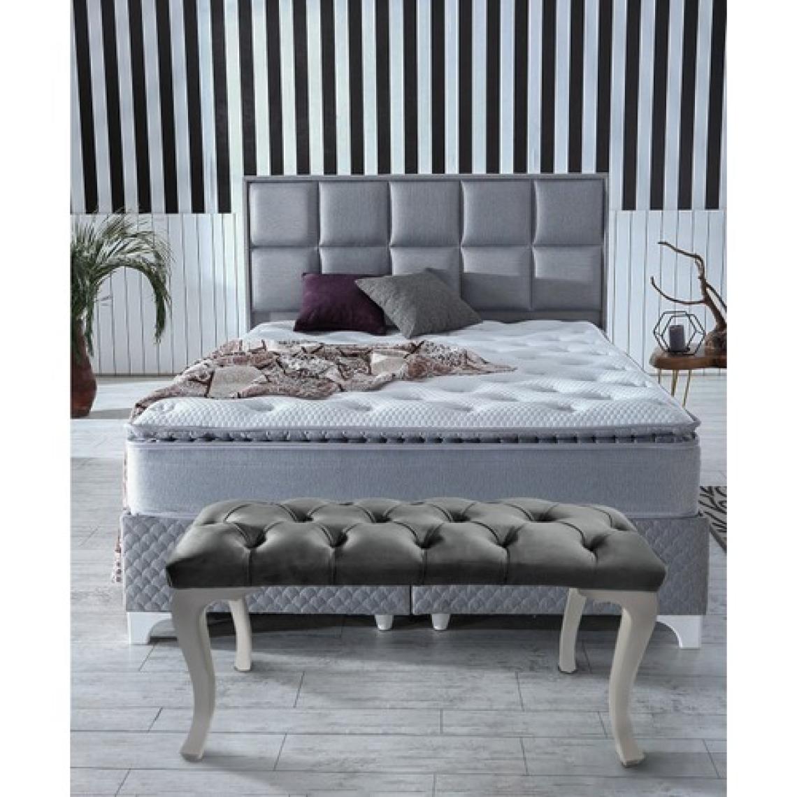 Gazzini Furniture Classic Chester Model Kapitoneli Açık Gri Puf - Beyaz Ayak