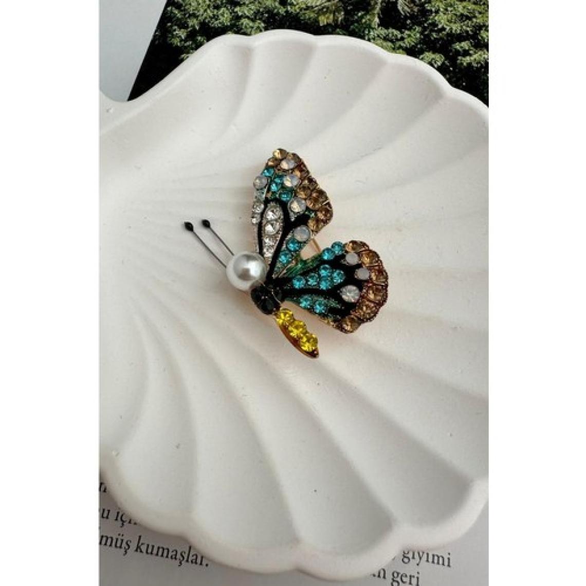 İncili Taşlı Renkli Kelebek Broş (En:3 cm Boy:4,5 cm)