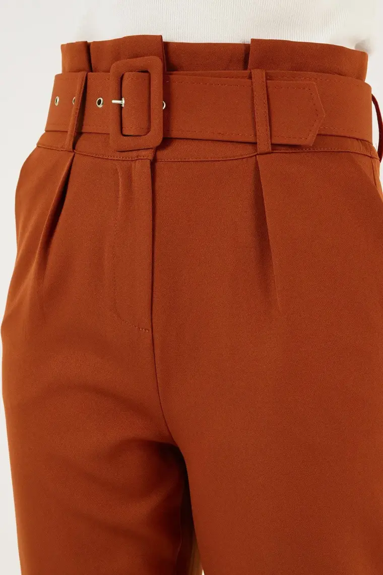 Lela Yüksek Bel Cepli Kemerli Regular Fit Kumaş Pantolon Bayan Pantolon 611PL04