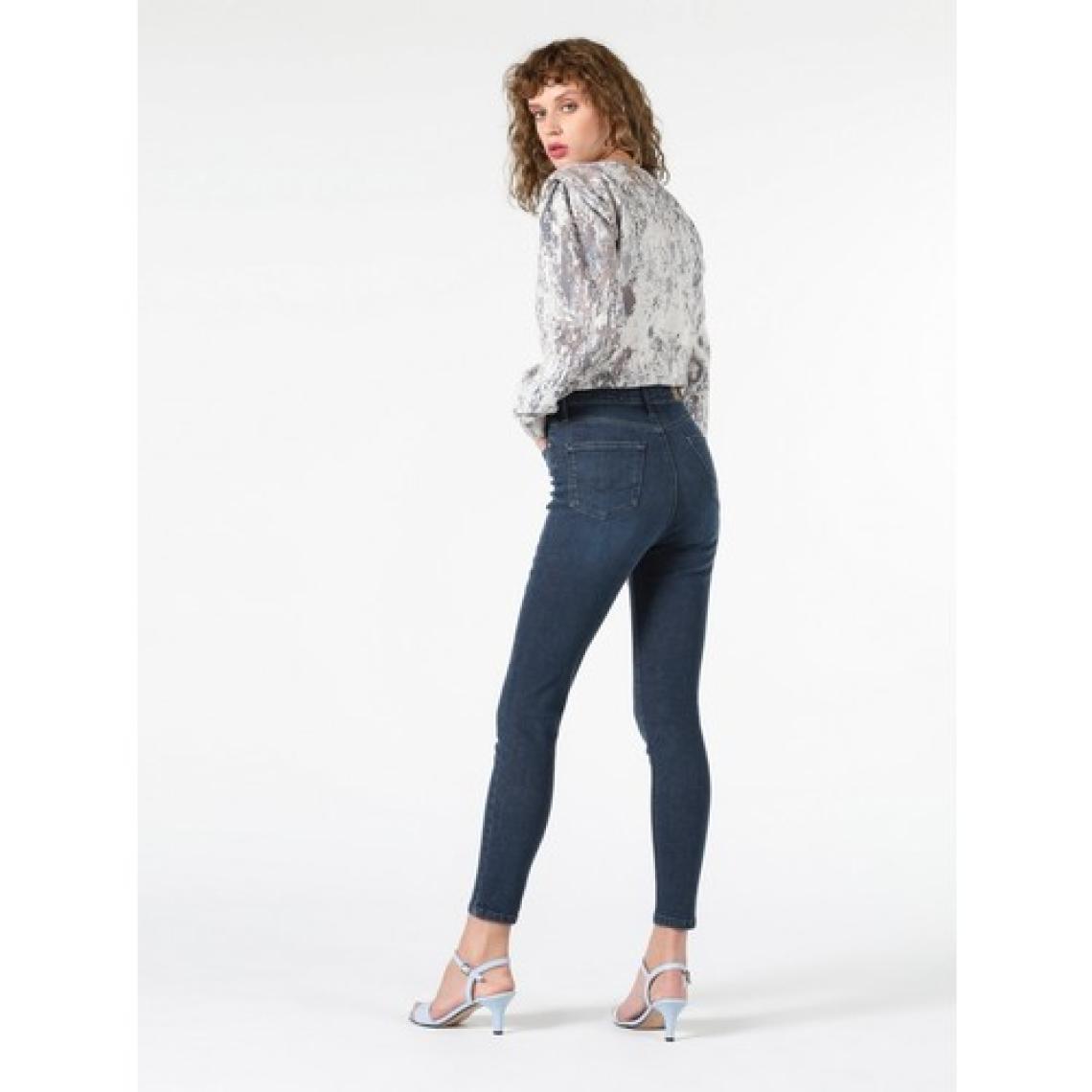 Super Slim Fit Yüksel Bel Dar Paça Kadın Denim Jean Pantolon
