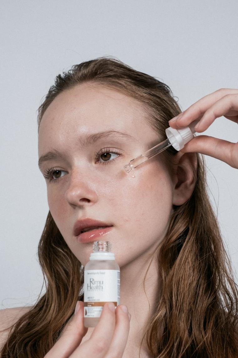 Sivilce Sebum Dengelemeyi Hedefleyen Ve Leke Önlemeye Yardımcı Bakım Seti 30ml+30ml+30ml Rm000122