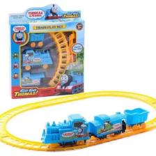 Sıfır312 Raylı Vagonlu Pilli Thomas Tren Seti - 1 Lokomotif 2 Vagonlu Pilli Sesli Hareketli Tren Seti