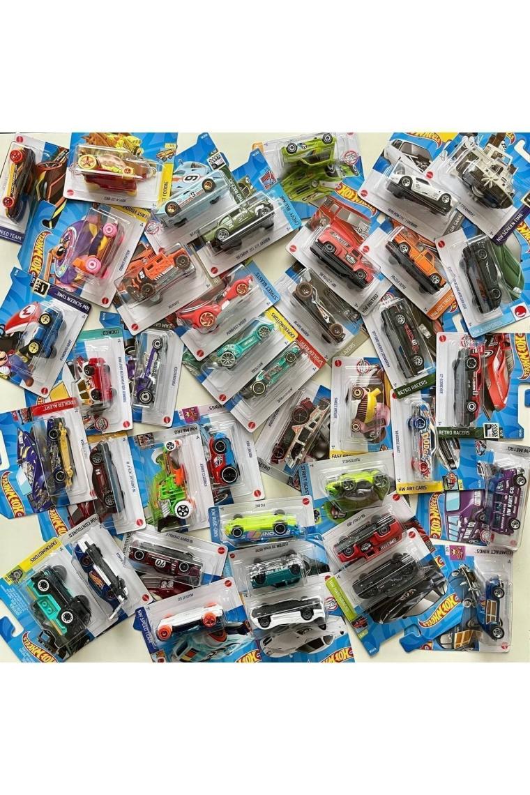 Hot Wheels Oyuncak Araba Seti - Klasik Detaylar ve Çarpıcı Tasarımlar H7045, Metal Gövde, Çin'de Üretilmiştir