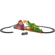 Thomas ve Arkadaşları Trackmaster Ejderha Macerası Oyun Seti FXX66