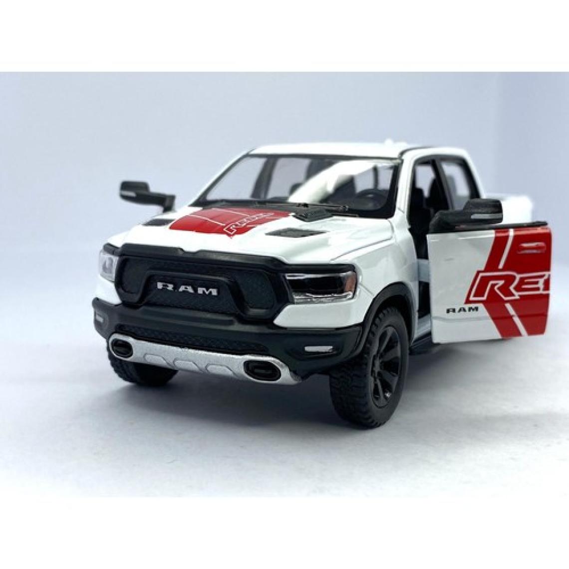 Kinsmart 2019 Dodge Ram 1500 W - Çek Bırak Lisanslı Model Oyuncak Araba 1:46