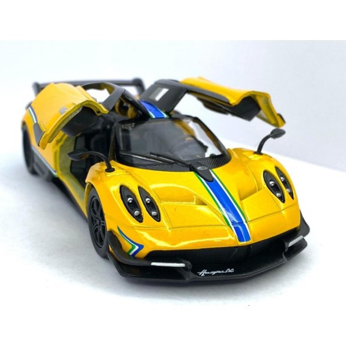 Kinsmart 2016 Pagani Huayra Bc (Şeritli) - Çek Bırak 5inch. Lisanslı Model Araba, Oyuncak Araba 1:38