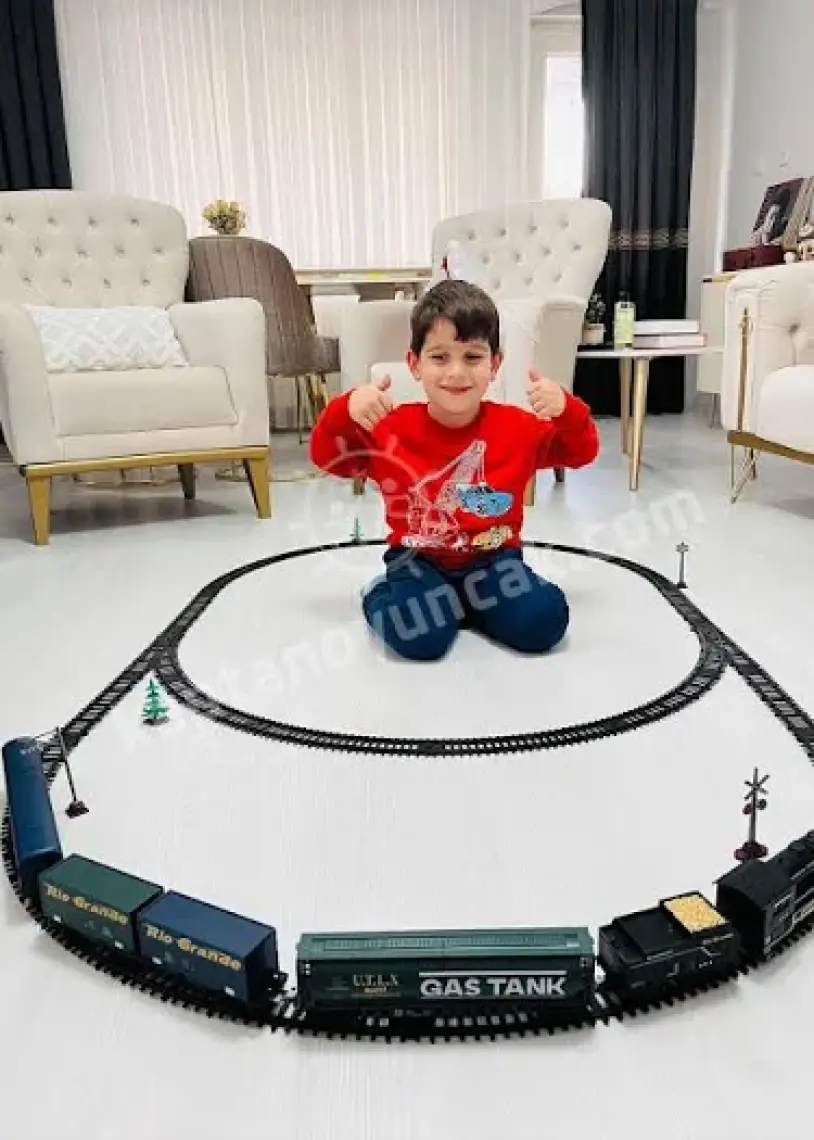 Piramit FF-1601C Işıklı ve Sesli 33 Parça Classic Tren - Vardem Oyuncak