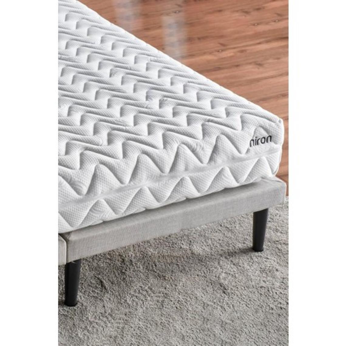 Niron Yatak Niron Slim Baza ve Başlık Takımı - 120X200 Tek Kişilik Kumaş Kaplı Metal Karyola ve Başlık Seti