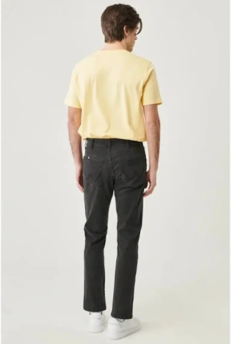 Wrangler Texas Slim Fit Dar Kesim Normal Bel Esnek Jean Kot Pantolon