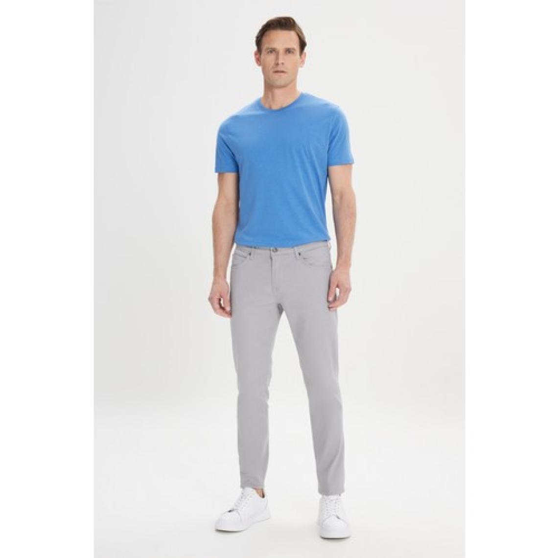 Altınyıldız Classics Erkek Gri 360 Derece Her Yöne Esneyen Slim Fit Dar Kesim Diyagonal Esnek Desenli Pantolon