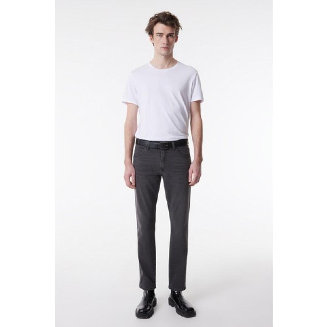 Wrangler Slim Fit Dar Kesim Düşük Bel Koyu Gri Esnek Larston Jean Denim  Kot Pantolon