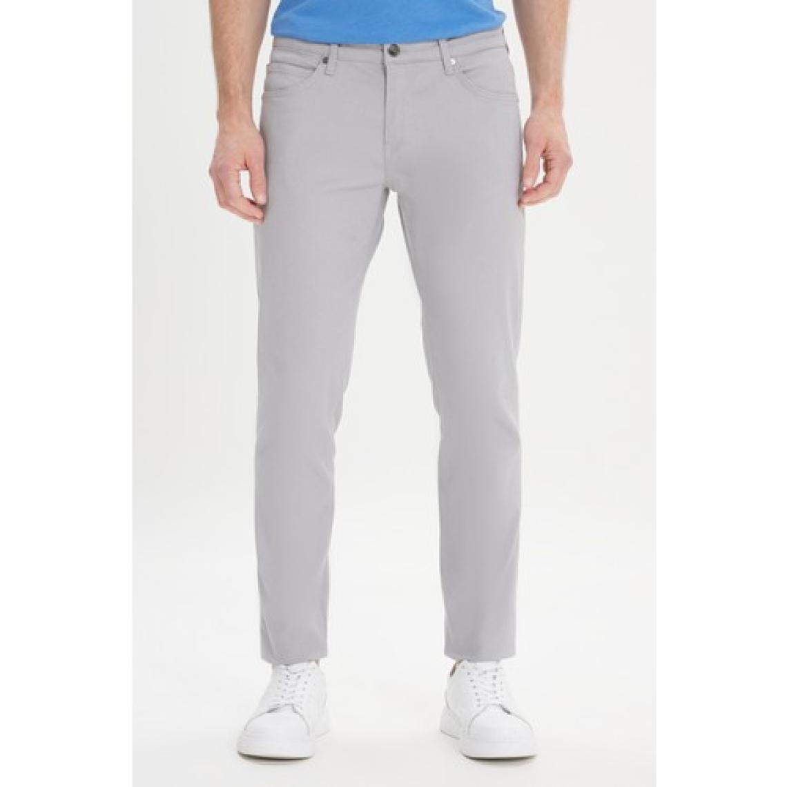 Altınyıldız Classics Erkek Gri 360 Derece Her Yöne Esneyen Slim Fit Dar Kesim Diyagonal Esnek Desenli Pantolon