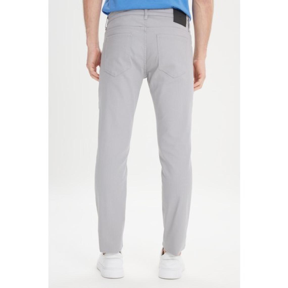 Altınyıldız Classics Erkek Gri 360 Derece Her Yöne Esneyen Slim Fit Dar Kesim Diyagonal Esnek Desenli Pantolon