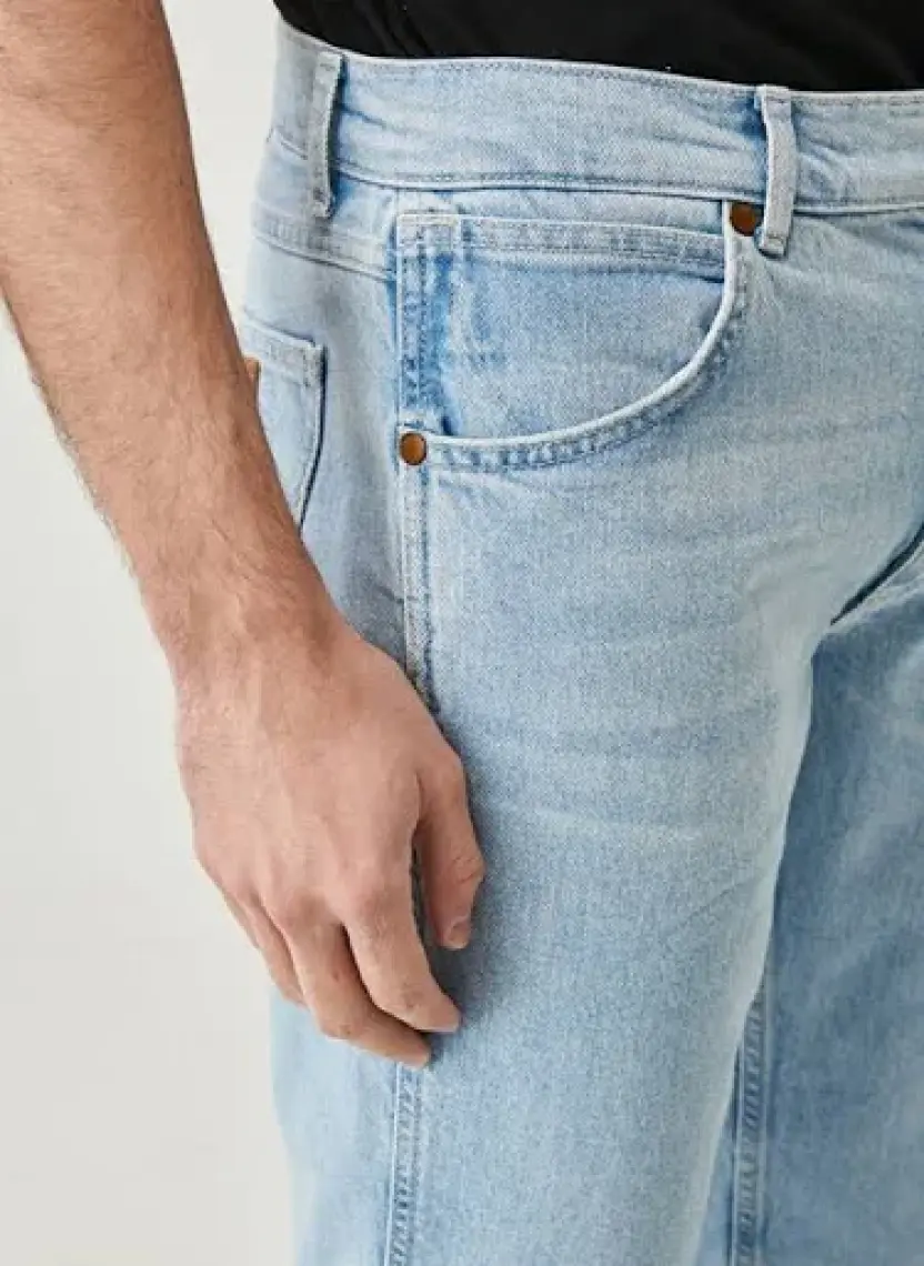 Wrangler W15QJX31R Greensboro 31R Whitewater Erkek Regular Straight Greensboro Regular Straight Jean Pantolon