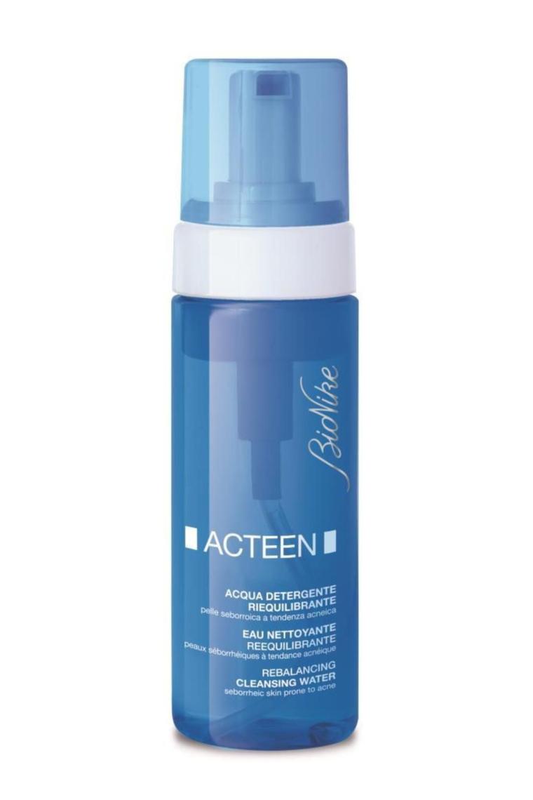 Acteen Yağlı Ciltler Için Temizleme Suyu 150 ml