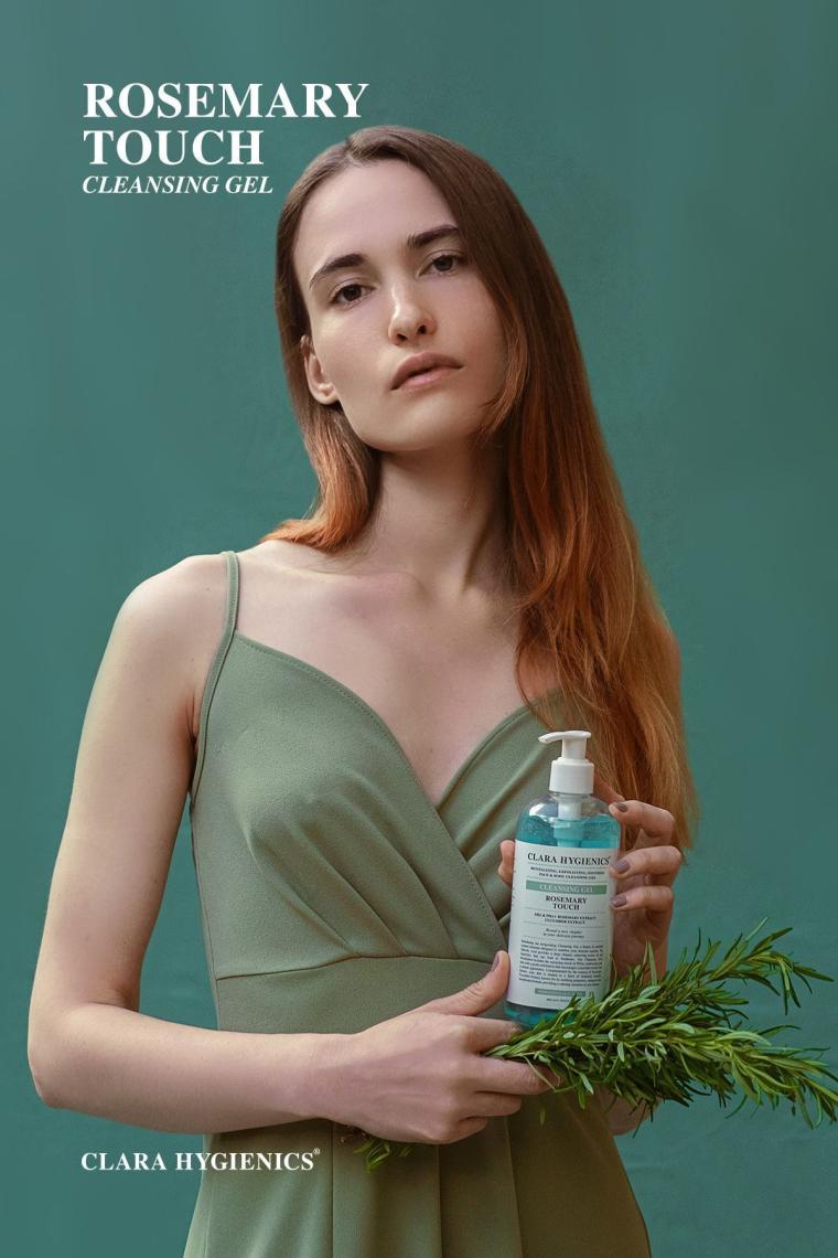 Rosemary Touch Ölü Hücre Temizleyici Yüz Ve Vücut Temizleme Jeli 400ml Vegan Cilt Tonu Eşitleyici