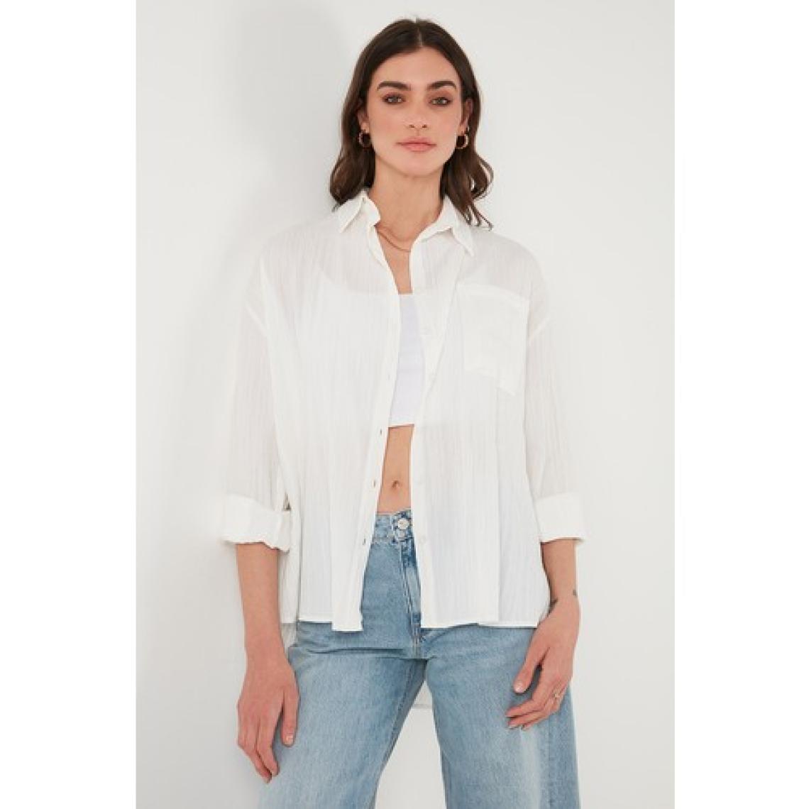Lela Regular Fit Tek Cepli Önü Kısa Arkası Uzun Krinkıl Gömlek Bayan Gömlek 6772752