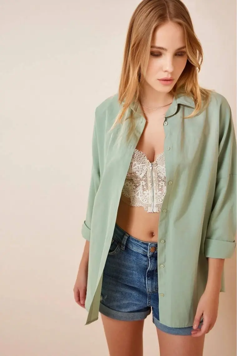 Hazelin Kadın Çağla Yeşili Oversize Uzun Basic Gömlek HZL22W-BD139001