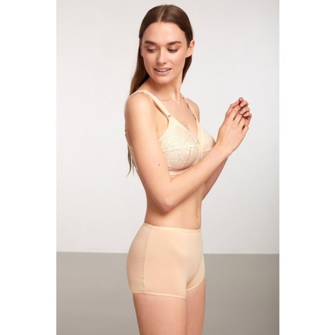 Kom Basic Short Ten