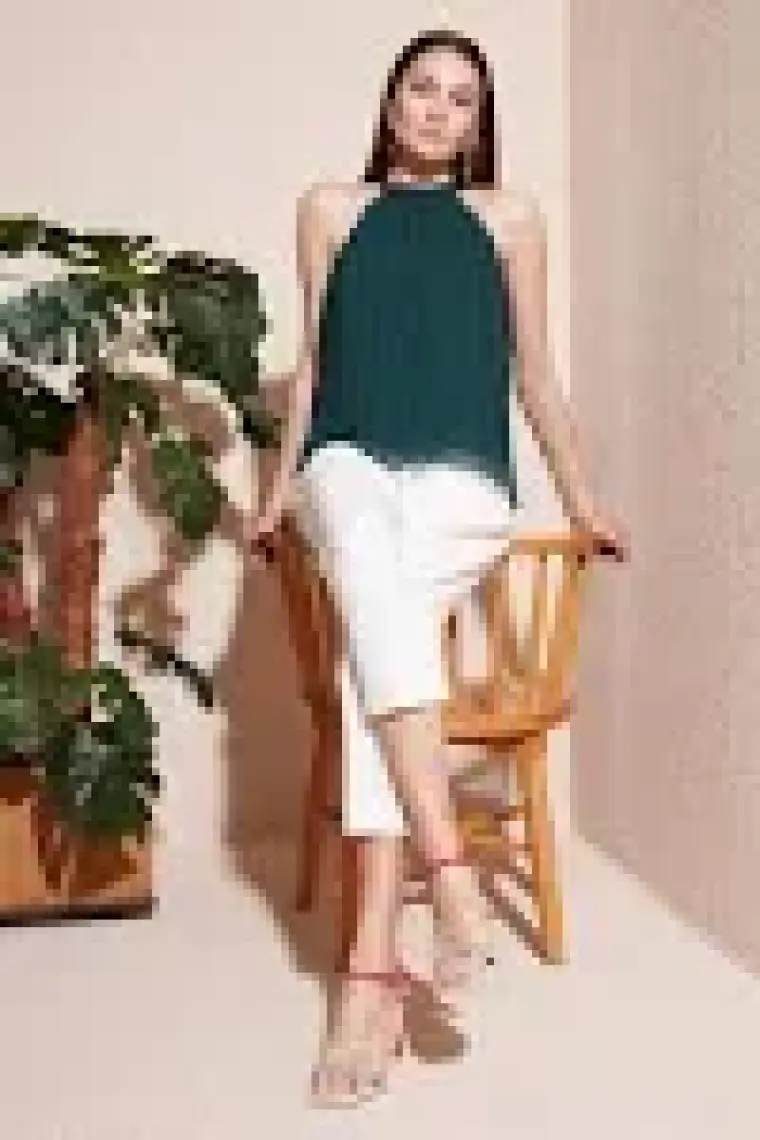 Lela Halter Yaka Kolsuz Piliseli Kadın Bluz 611BZ0220