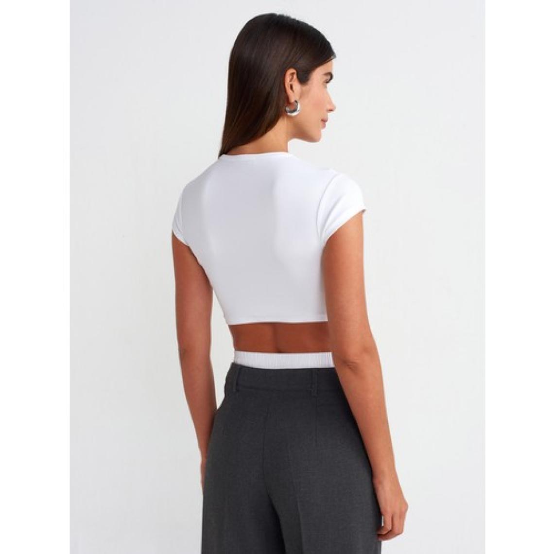 Dilvin 30936 Vücuda Oturan Crop Top-Beyaz