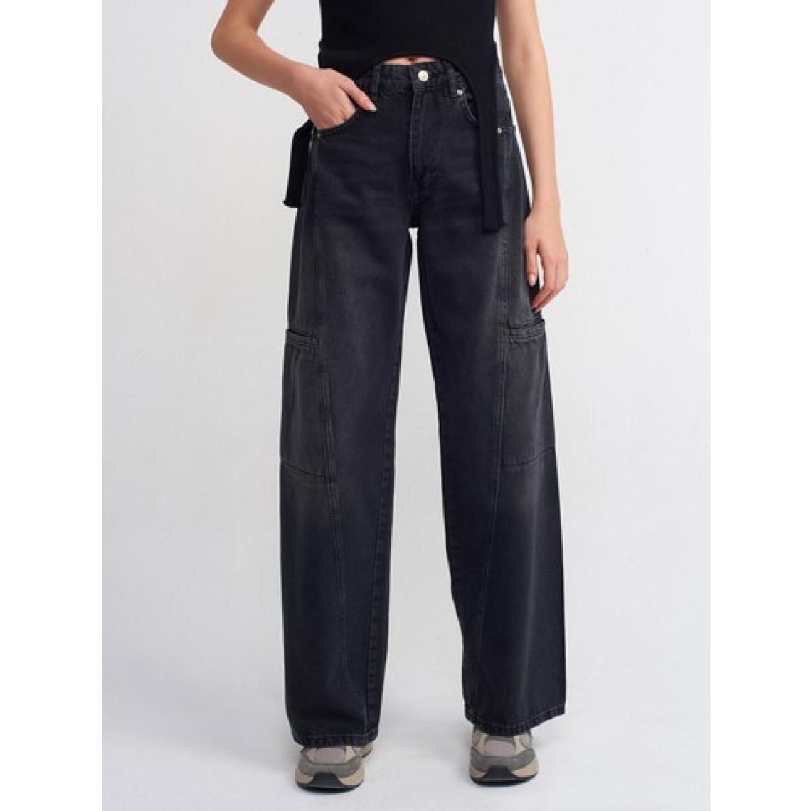 Dilvin 71378 Önü Parçalı Denim Kargo Pantolon-Siyah