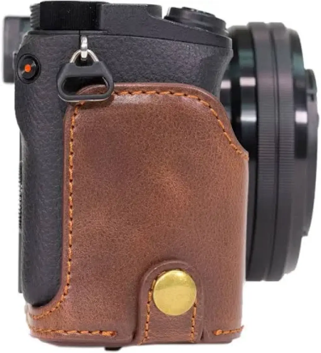 MegaGear Sony Alpha A6000 A6300(16-50mm) Suni Deri Kamera Çantası