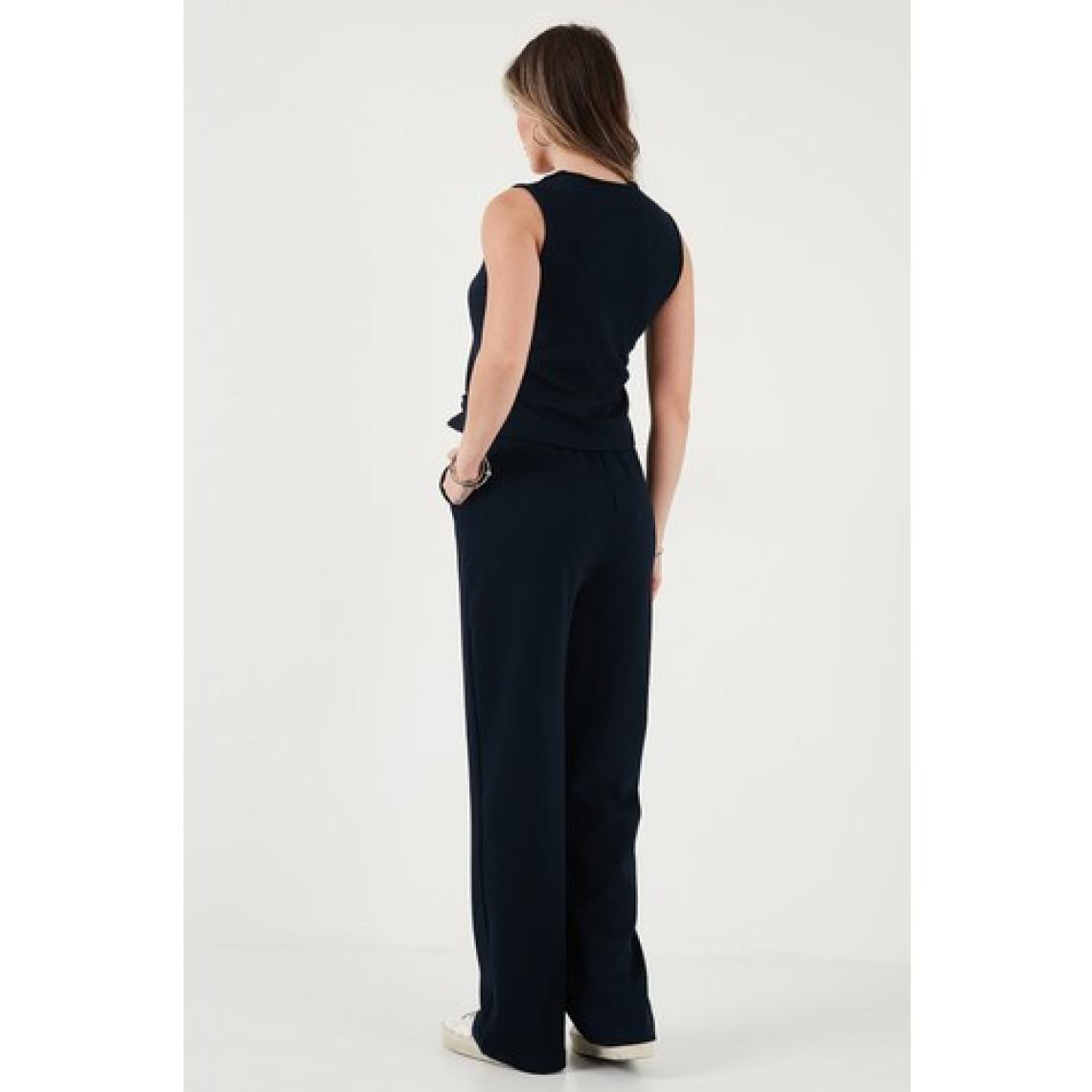 Lela Regular Fit Yüksek Bel Bol Paça V Yaka Yelekli Takım Bayan Takım 5866199