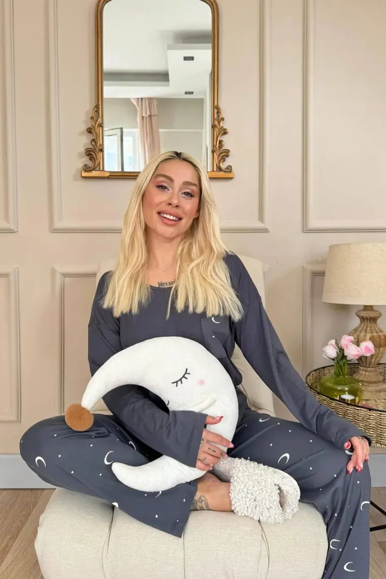 Pijama Evi Antrasit Ay Yıldız Desenli Bambu Uzun Kol Kadın Pijama Takımı