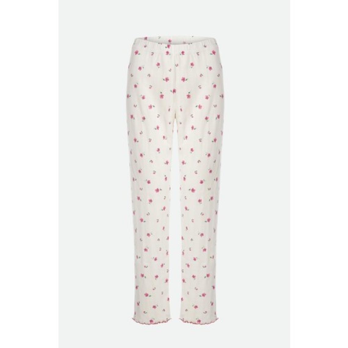 Kadın Pamuklu Çıtır Çiçek Desenli Baby Overloklu Fiyonk Detaylı Uzun Kollu Pijama Takımı