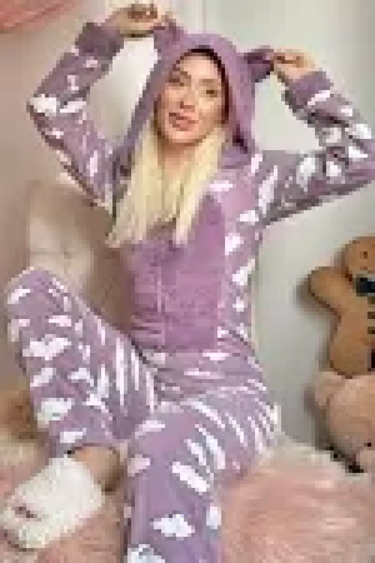 Pijama Evi Mor Bulut Desenli Kadın Polar Peluş Tulum Pijama Takımı