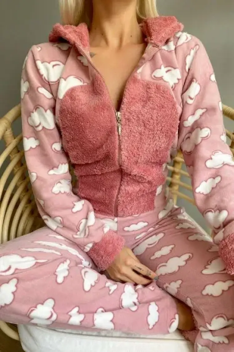 Pijama Evi Bulut Desenli Kadın Polar Peluş Tulum Pijama Takımı S