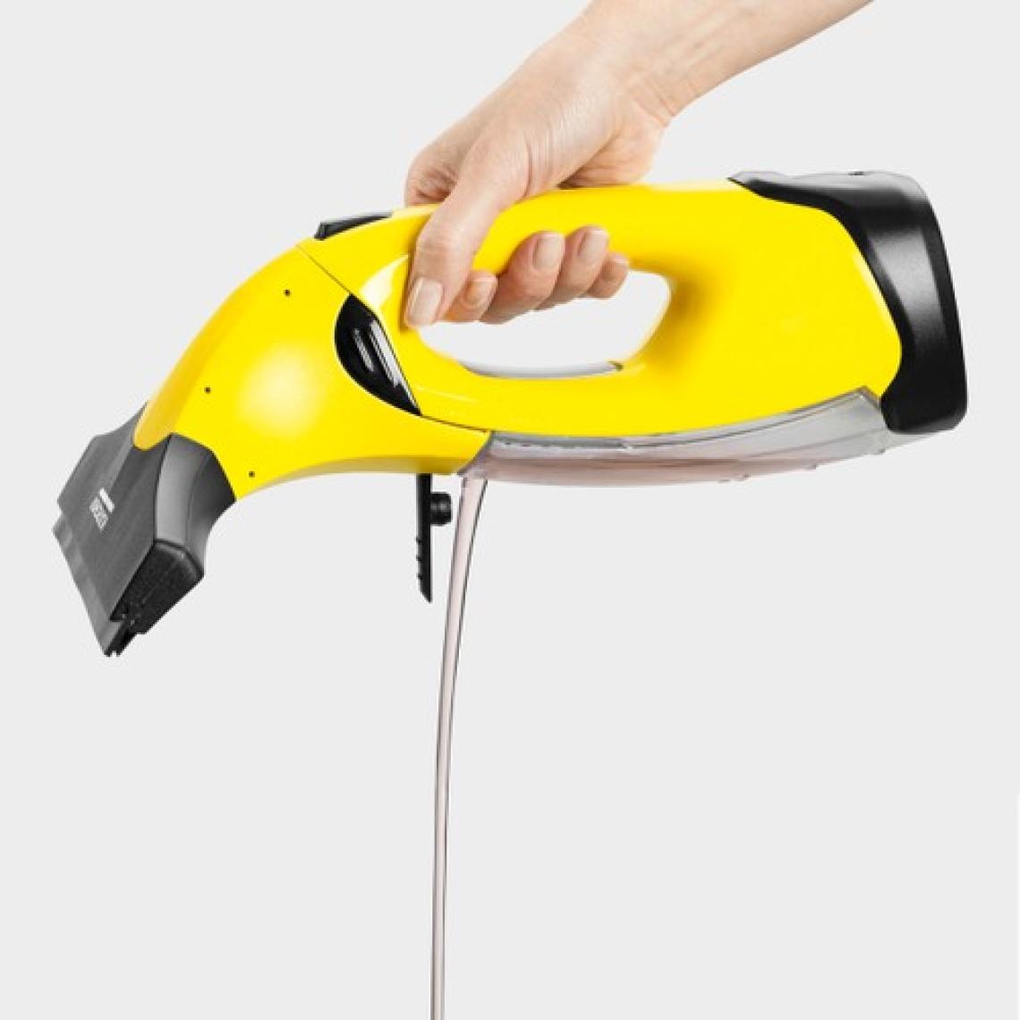 Karcher Wv 2 Cam Temizleme Makinesi