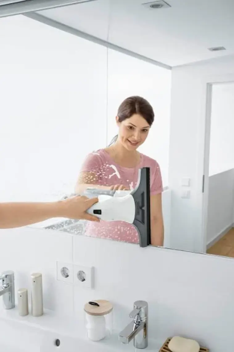 Karcher Wv 1 Plus Eu Şarjlı Cam Temizleme Makinesi