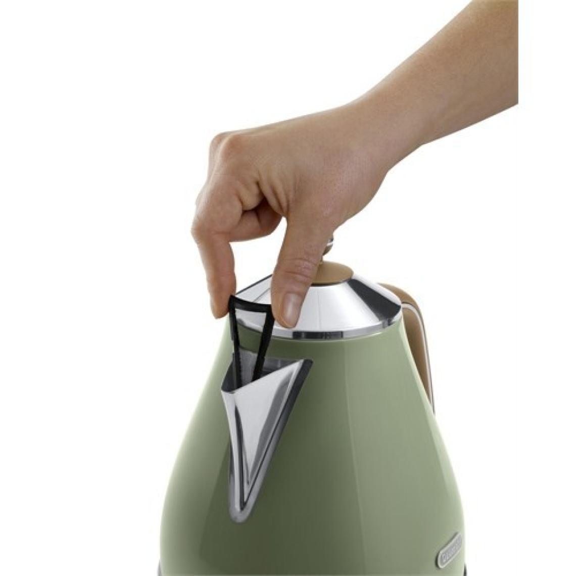 Delonghi Icona Vintage 1,7 Lt Su Isıtıcısı - Paslanmaz Çelik Gövde, Gizli Rezistans, Otomatik Kapanma ve 360° Dönebilir Taban
