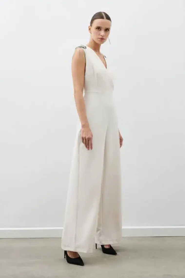 Sateen Aksesuar Detaylı Tulum - Siyah