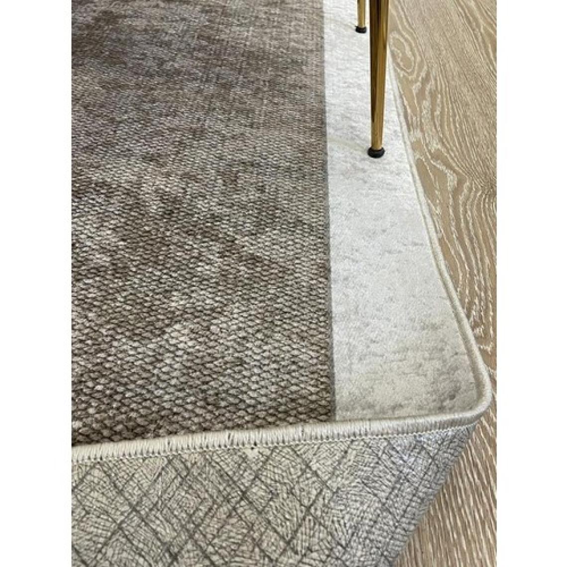 Brillant Nicolas Model Yıkanabilir Kaymaz Taban Salon Halısı Mutfak Halısı Koridor Halısı