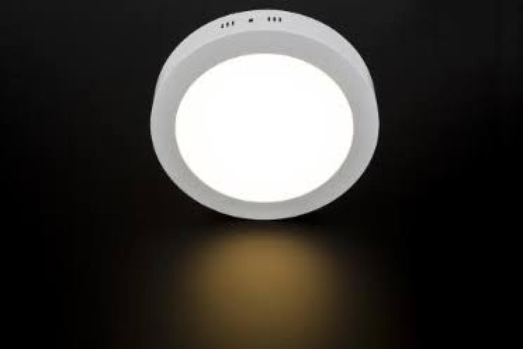 Cata 18 W Sıva Üstü LED Spot Armatür Siyah Kasa Beyaz Işık