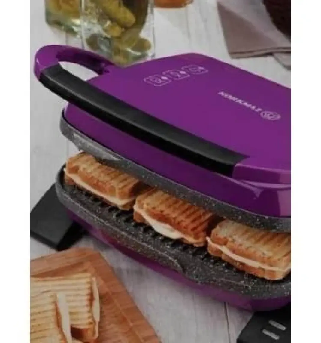 Korkmaz Tostkolik Kırmızı Tost Makinesi