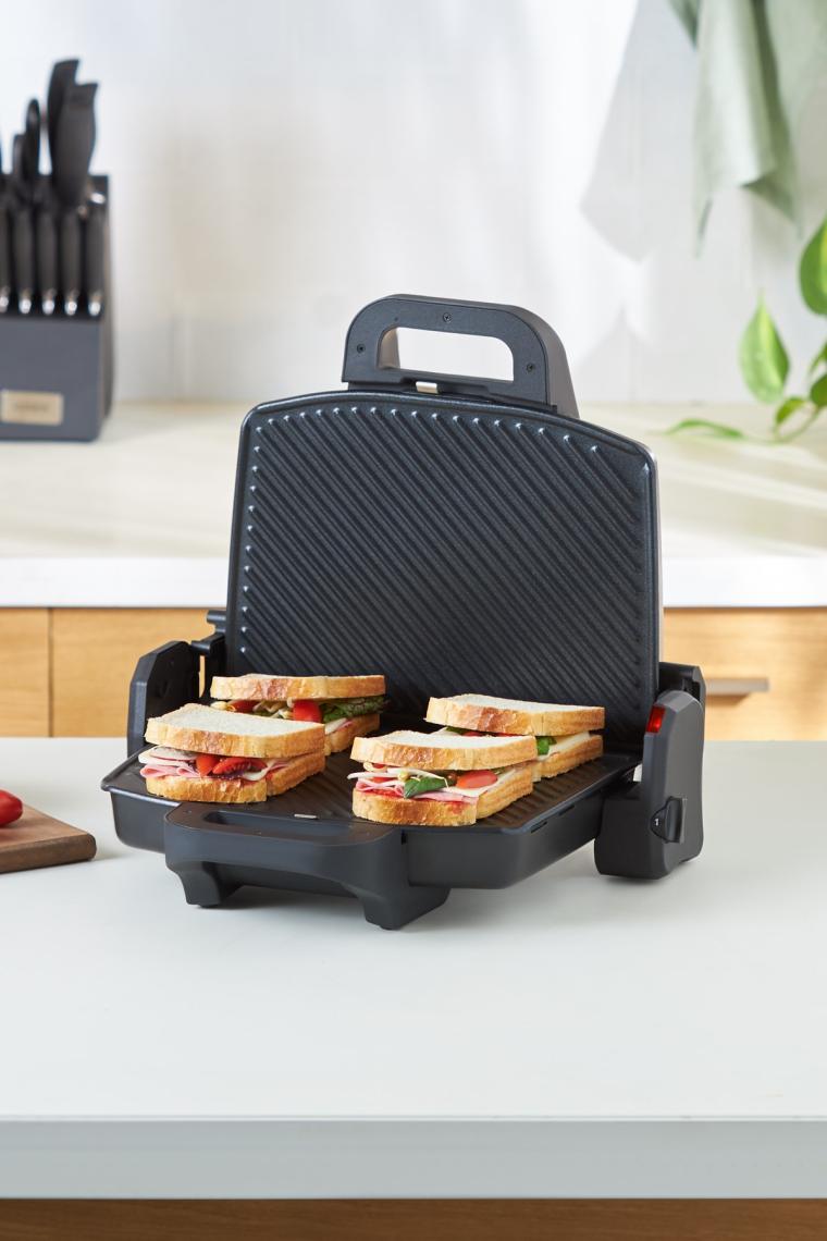 Karaca Future Essential Matte Black 1800 W Tost Makinesi