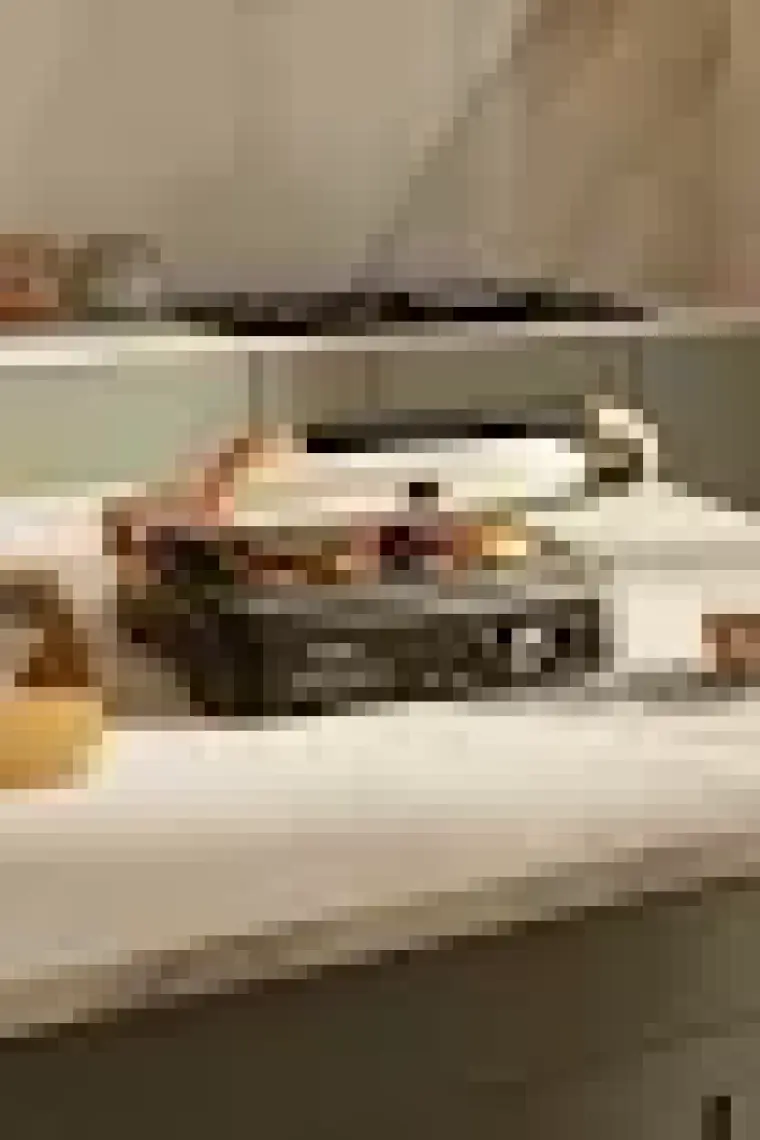 Fressi FR-TM01 Vintage Retro Izgara ve Tost Makinesi 6 Dilim Kapasiteli 2000W