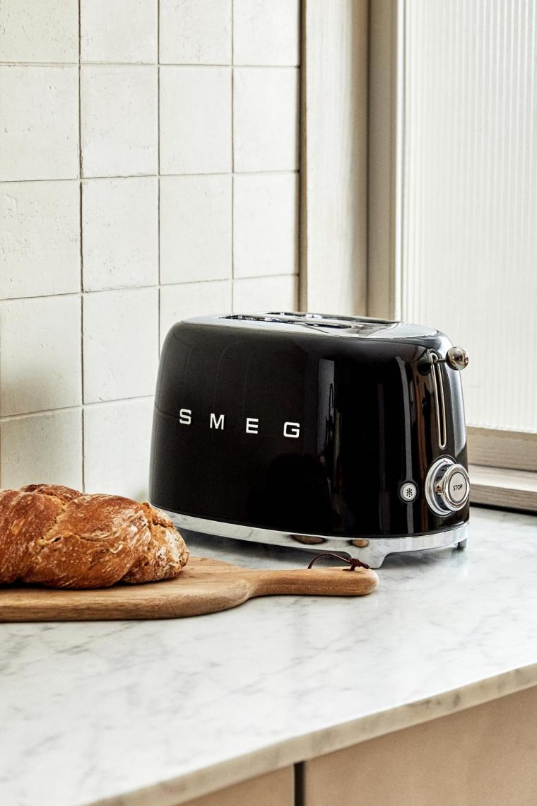 Smeg 2X1 Ekmek Kızartma Siyah Tsf01Bleu