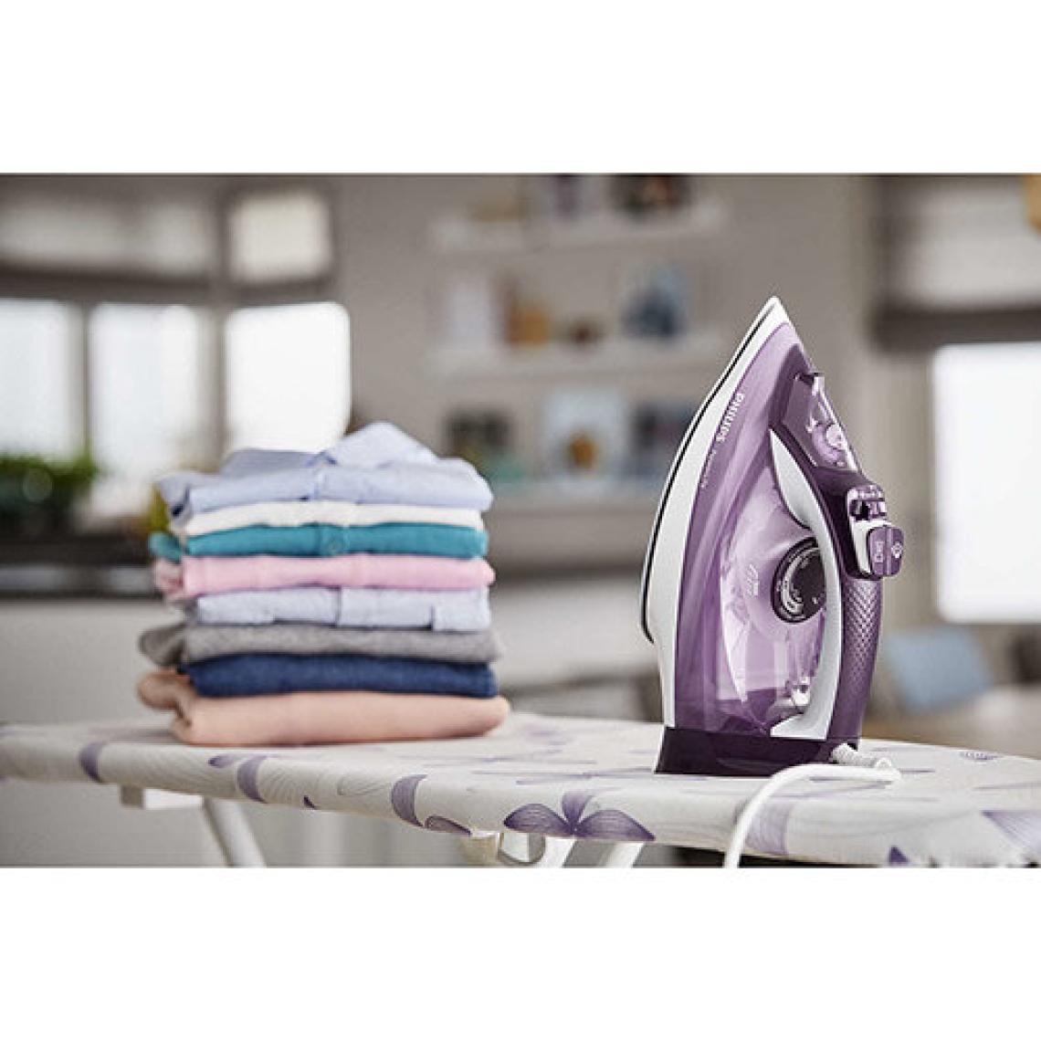 Philips PowerLife GC2995/30 2400W SteamGlide Tabanlı Buharlı Ütü