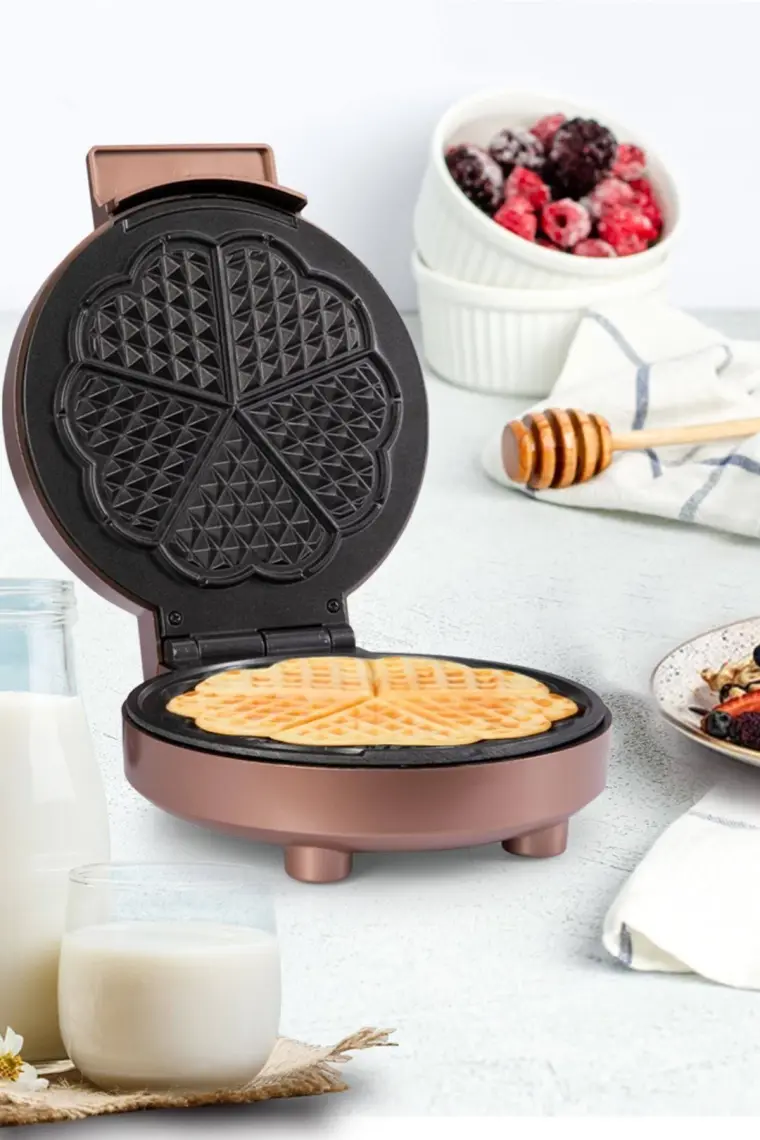 Goldmaster Caramel 1000W Taşmayı Önleyen Derin Plakalı Aşırı Isınmaya Dayanıklı Waffle Makinesi In 6418