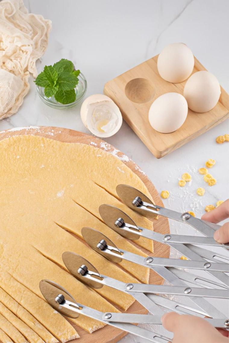 Chavin Çelik 5 Tekerlekli Mantı ve Pizza Hamur Kesme Ruleti CIN785