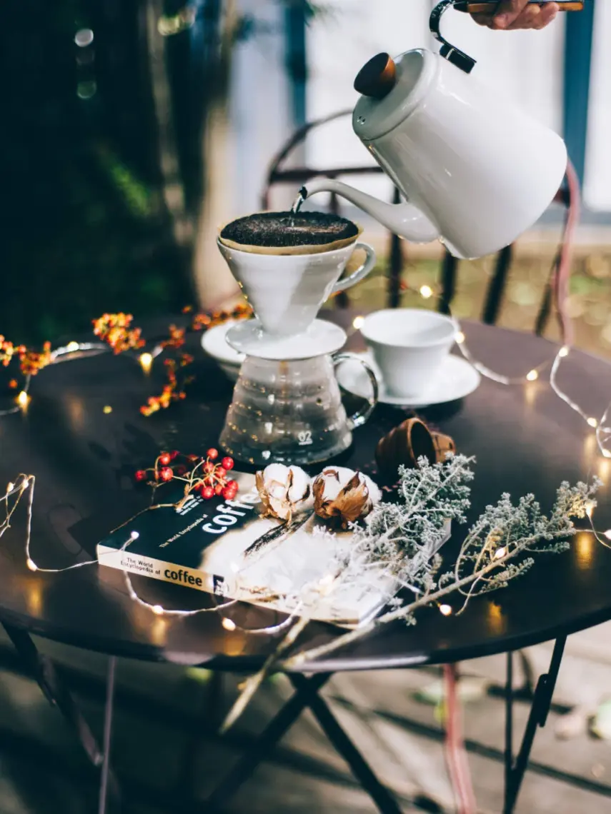 HARIO DRIPPER V60 02 CERAMIC (BEYAZ)