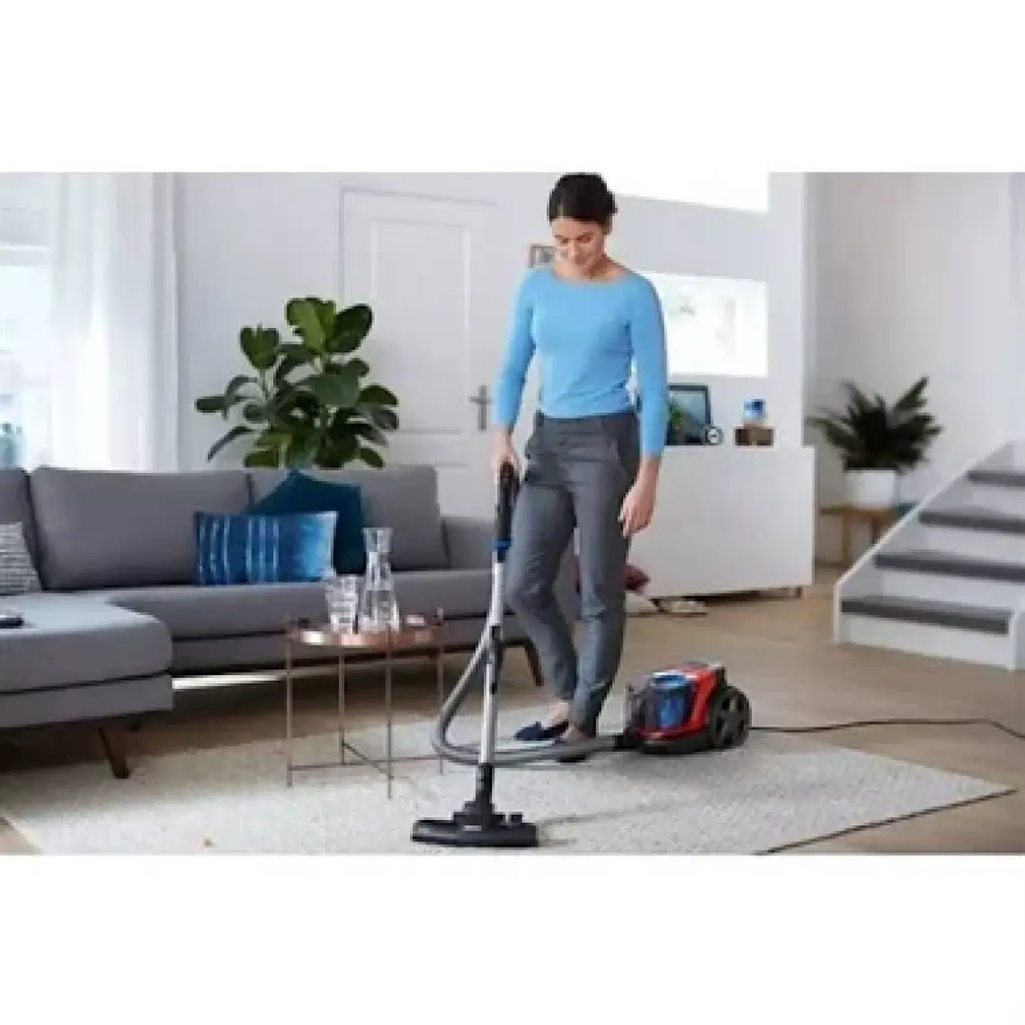 Philips PowerPro City FC9332/07 Toz Torbasız Süpürge - Yüksek Emiş Gücü, HEPA Filtre ve 1.5 L Toz Haznesi ile Ev Tipi Kullanım için