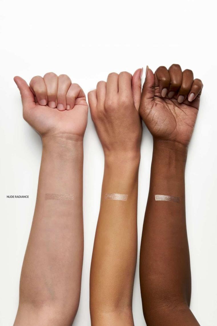 Nude Look Highlighting Glow Pencil - Nude Radiance - Kalem Aydınlatıcı