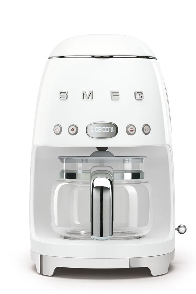 Smeg DCF02WHEU Retro Beyaz Filtre Kahve Makinesi