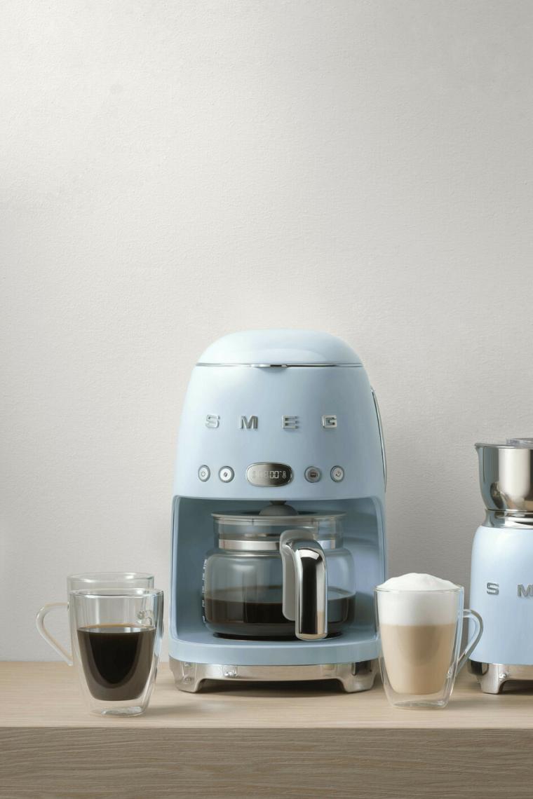 SMEG DCF02PBEU PASTEL MAVI FİLTRE KAHVE MAKİNESİ